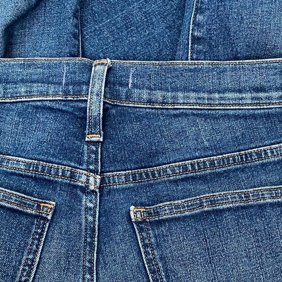 Madewell Mid-Rise Kickout Flare Jeans Crop Dark Medium Wash, Size 27 - Picture 12 of 12